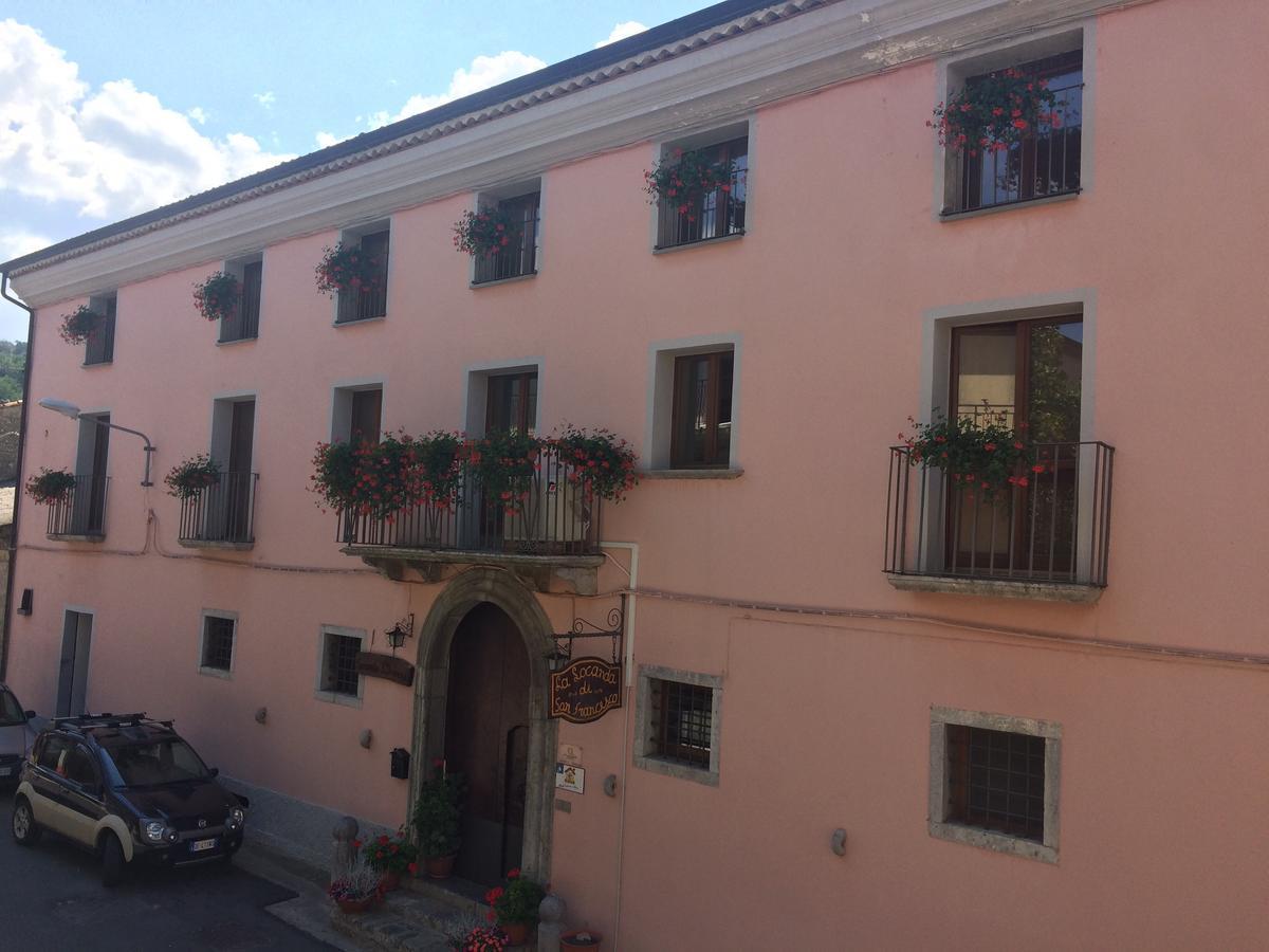 维贾内洛 La Locanda Di San Francesco酒店 外观 照片
